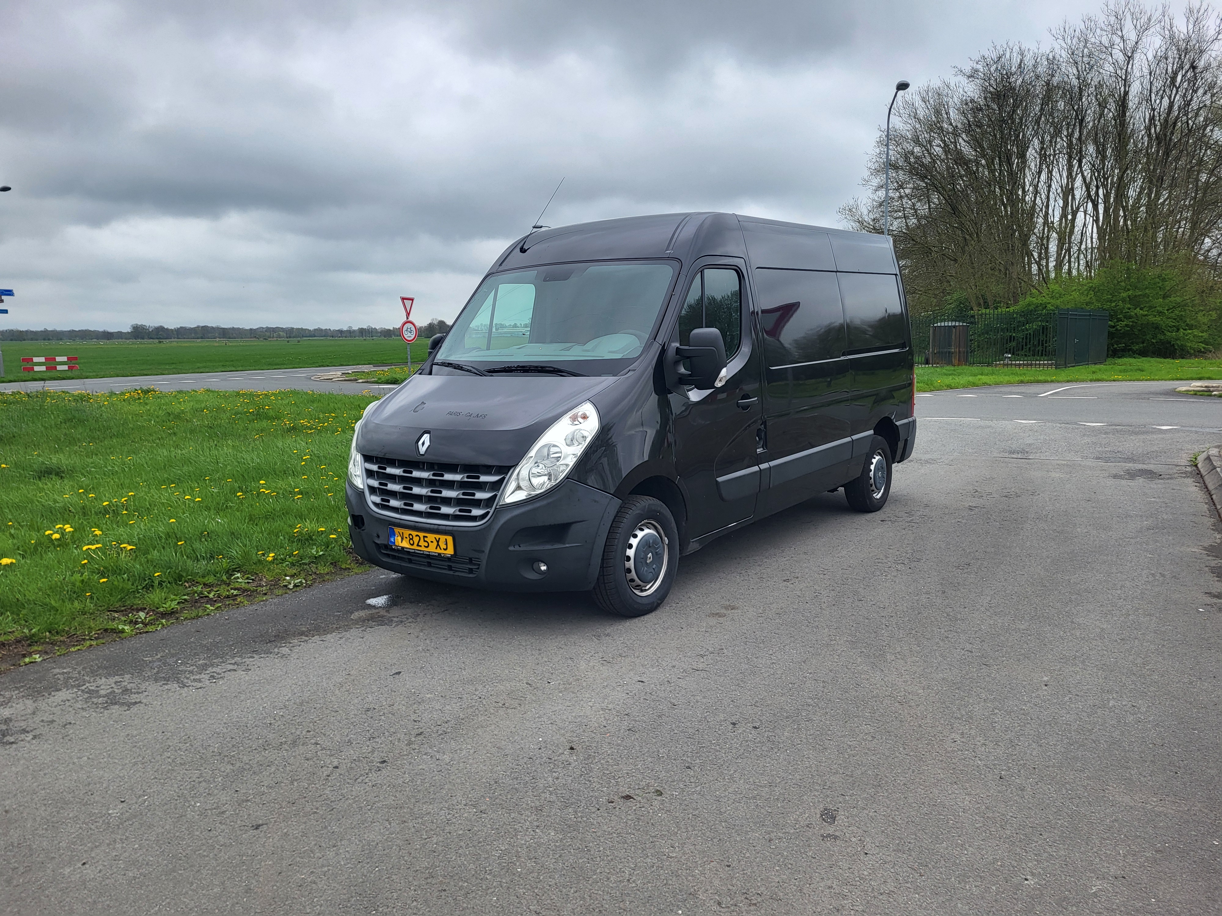 Renault Master V-825-XJ