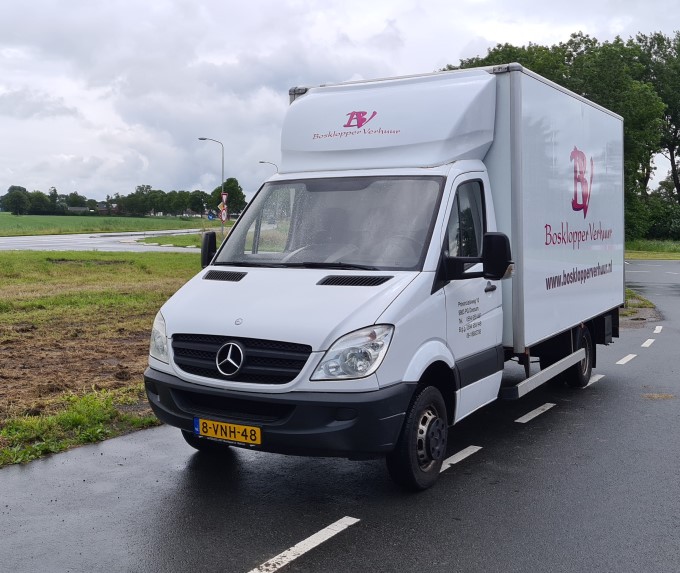 Mercedes sprinter 8-VNH-48